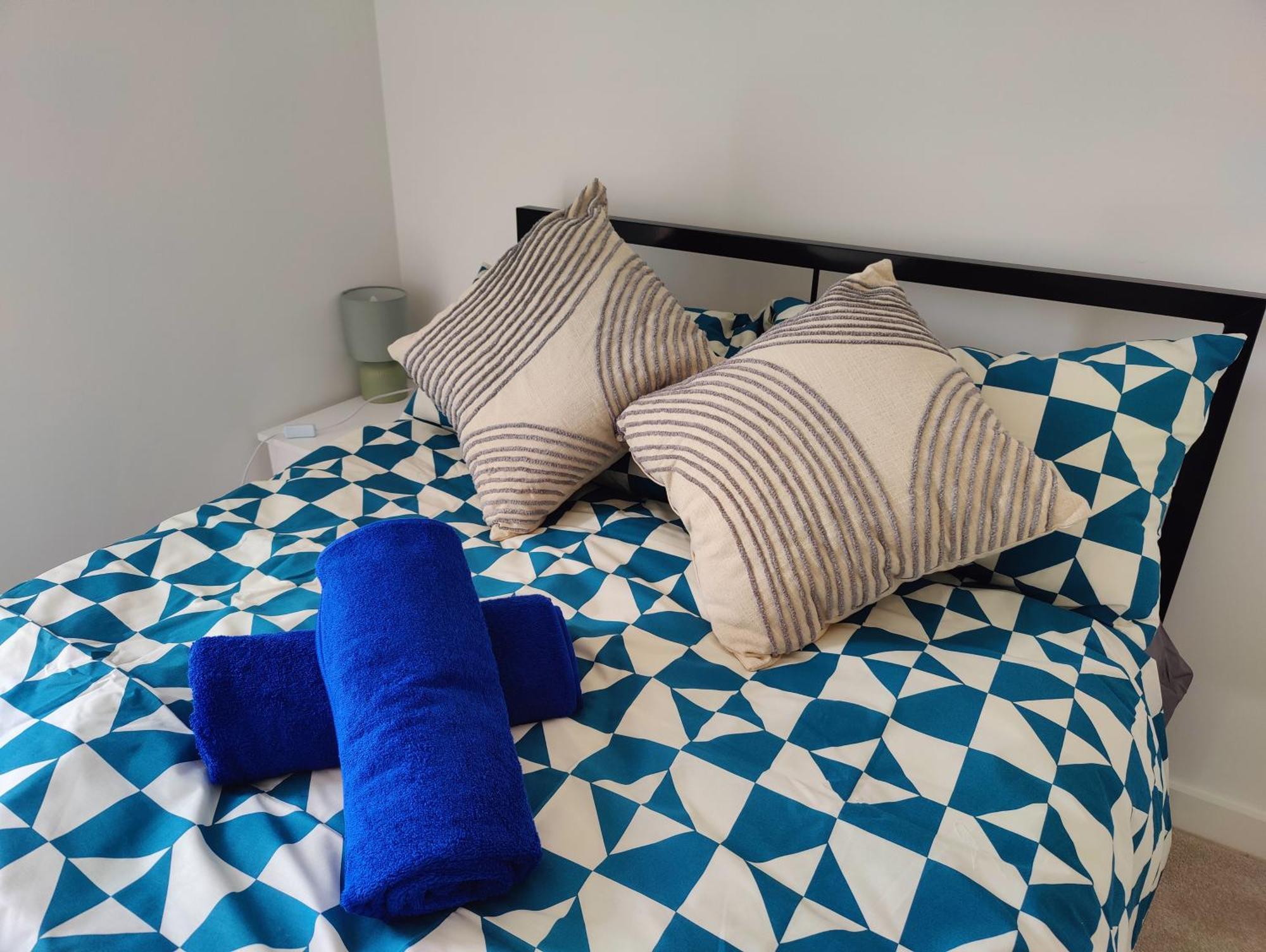 Stunning Modern 3 Bedroom Townhouse - Perfect Getaway マンチェスター エクステリア 写真