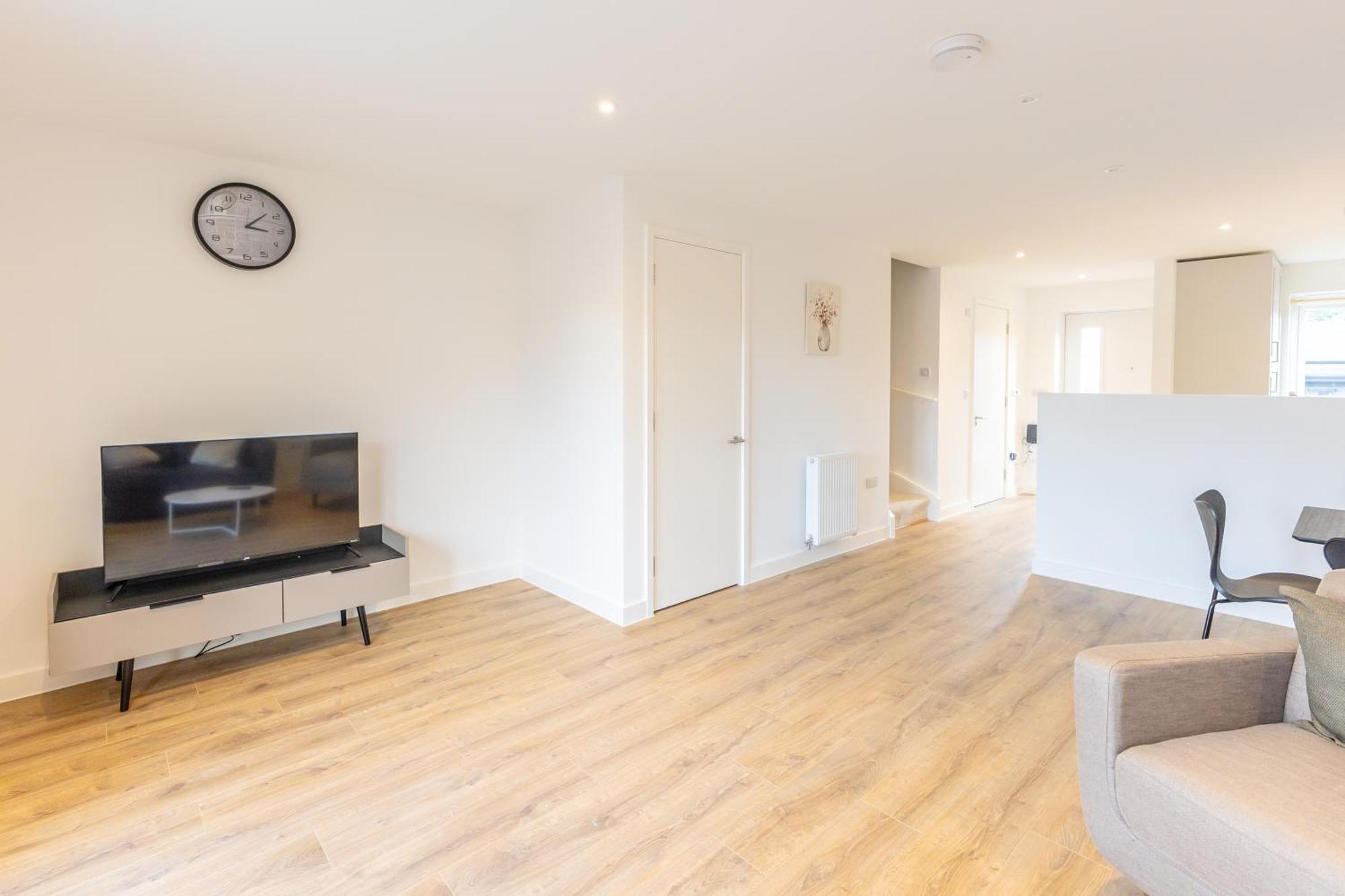 Stunning Modern 3 Bedroom Townhouse - Perfect Getaway マンチェスター エクステリア 写真